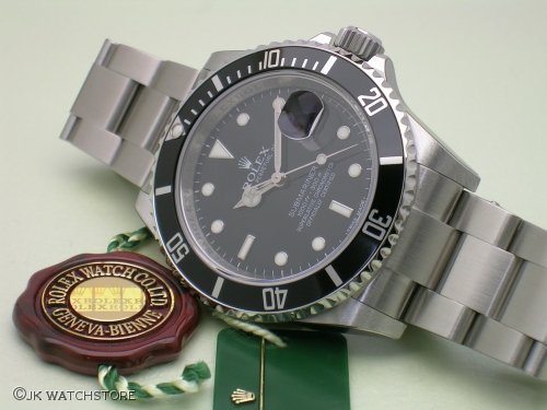 ROLEX SUBMARINER 16610 2011 NOS 001_e7bee7.JPG