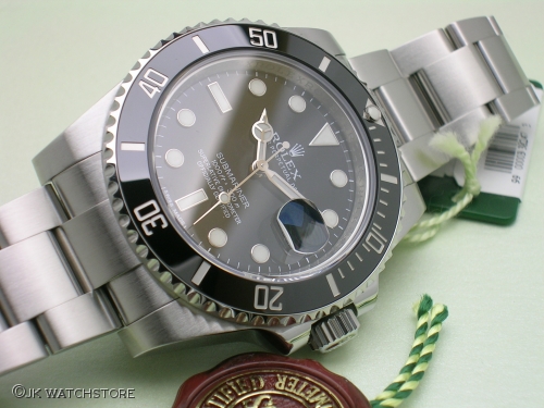 ROLEX SUBMARINER 116610 LN 2011 003_a9a0f2.JPG