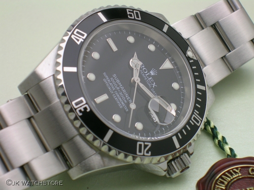 ROLEX SUBMARINER 16610 2007 004_8ce88e.JPG