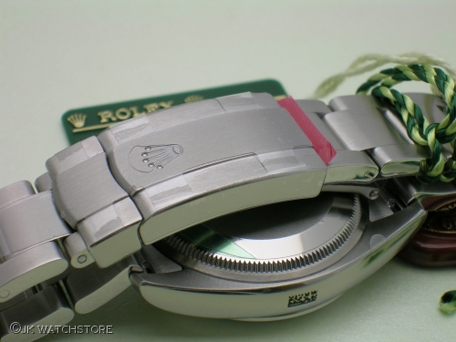 ROLEX AIRKING 114200 2012 005_69c058.JPG