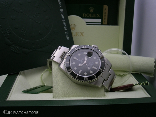 ROLEX SUBMARINER 116610 LN 2010  007_7345ab.JPG