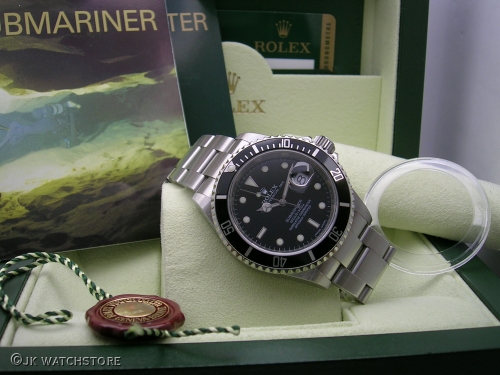 ROLEX SUBMARINER 16610 2008 007_8984ea.JPG