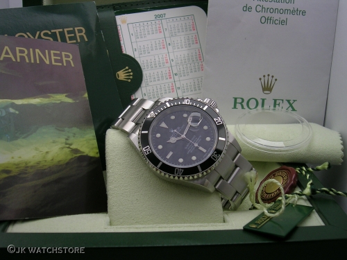 ROLEX SUBMARINER 16610 2006 007_d4aada.JPG