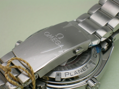 OMEGA SEAMASTER PLANET OCEAN 2011 015_4a482d.JPG