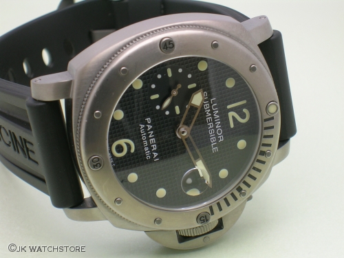 PANERAI PAM25 TITANIUM TRITIUM 015_f33b6c.JPG