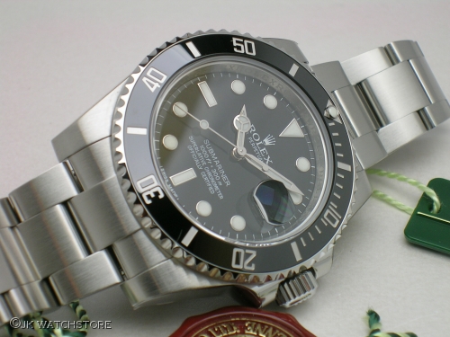 ROLEX SUBMARINER 116610 LN 2011 016_2d3d1d.JPG