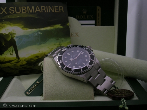 ROLEX SUBMARINER 14060M  2010 024_c7d61c.JPG