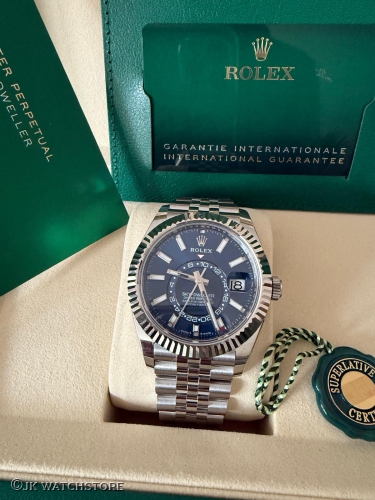 ROLEX SKYDWELLER 336934 2025 BLUE DIAL 1_63daed.JPG