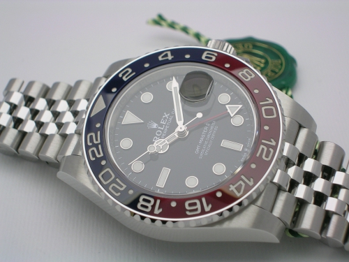 ROLEX GMT-MASTER II  126710BLRO 2019 NEW DSCN0263_b8426f.JPG