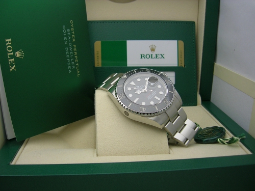 ROLEX SEADWELLER RED 126600 2020 DSCN0282_e9e47f.JPG