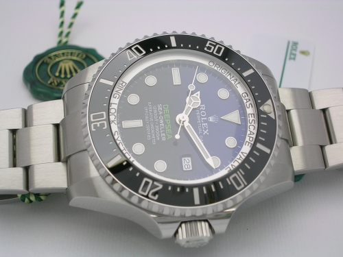 ROLEX DEEPSEA 126660 DEEP BLUE 2018 NOS DSCN0287_a9727c.JPG