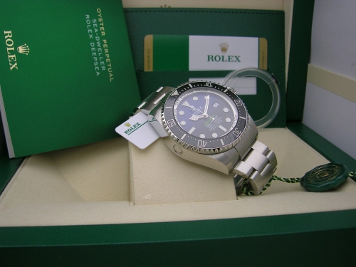 ROLEX DEEPSEA 126660 DEEP BLUE 2018 NOS DSCN0293_0ea495.JPG