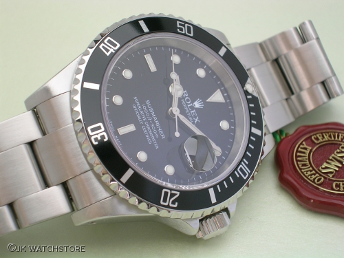 ROLEX SUBMARINER 16610 2003 DSCN0295_b77da7.JPG