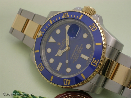 ROLEX SUBMARINER 116613LB 2012 DSCN0322_96f5b1.JPG