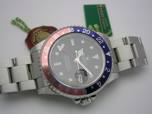 ROLEX GMT-MASTER II  16710 PEPSI 2001 DSCN0368_26c52b.JPG