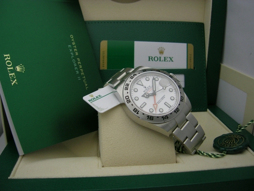 ROLEX EXPLORER II 216570 WHITE  DIAL 2019 DSCN0400_1daca4.JPG