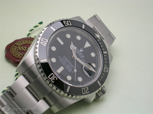 ROLEX SUBMARINER 116610LN 2011 DSCN0606_a88c56.JPG