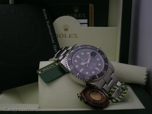 ROLEX SUBMARINER 116610LN 2011 DSCN0953_3e2aef.JPG