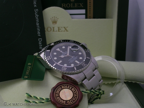 ROLEX SUBMARINER 116610LN 2013 DSCN1031_6e89c1.JPG