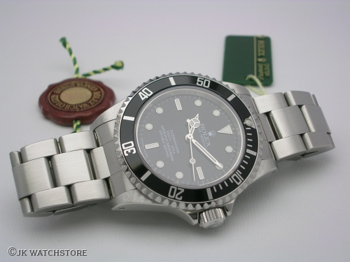 ROLEX SUBMARINER NO-DATE 14060M 2008 DSCN1075_9e394e.JPG