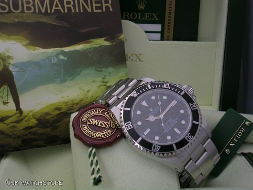 ROLEX SUBMARINER 14060M 2010 DSCN1136_580d39.JPG