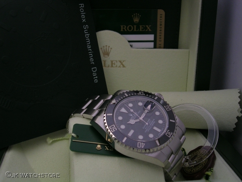 ROLEX SUBMARINER 116610LN 2011 DSCN1148_2a804b.JPG