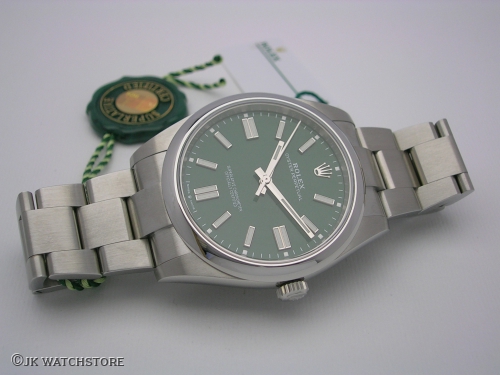 ROLEX OYSTER PERPETUAL 124300 GREEN 41MM  2023 DSCN1289_0ec5e3.JPG