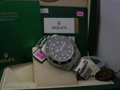 ROLEX SEADWELLER 116600 2014 DSCN1351_e3f716.JPG