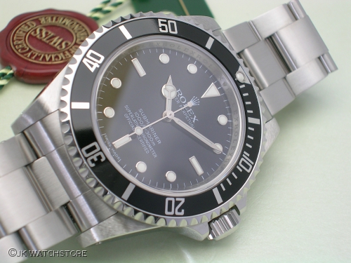 ROLEX SUBMARINER 14060M 2010 DSCN1485_cc4a9e.JPG