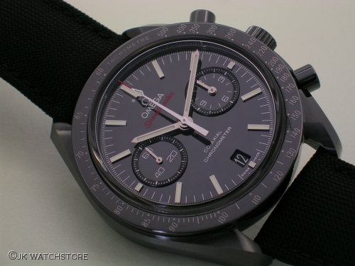 OMEGA SPEEDMASTER DARK SIDE OF THE MOON 2014 DSCN1582_0eb176.JPG