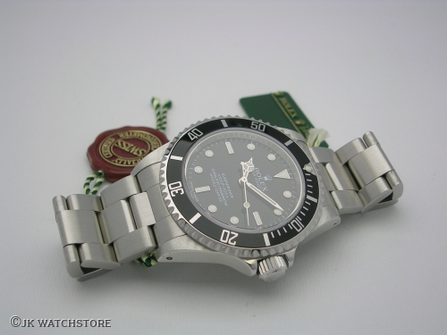 ROLEX SUBMARINER 14060M 2008 DSCN2063_904e48.JPG