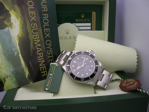 ROLEX SUBMARINER 14060M 2008 DSCN2073_aa3e45.JPG