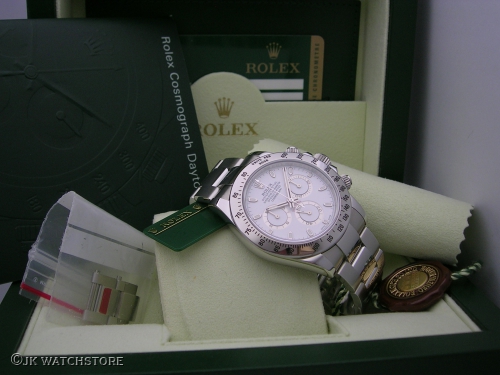 ROLEX DAYTONA 116520 WHITE DIAL 2010 DSCN2079_97e2d8.JPG