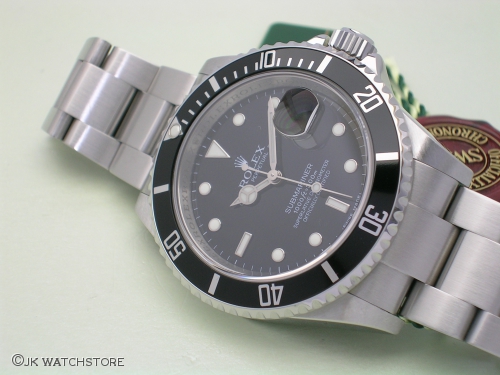 ROLEX SUBMARINER 16610 2010 DSCN2083_f0e375.JPG