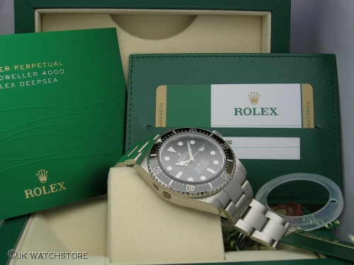 ROLEX SEADWELLER 116600 2014 DSCN2158_2b27f1.JPG