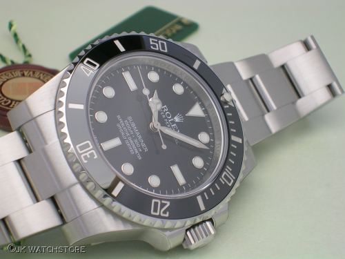 ROLEX SUBMARINER 114060 2014 DSCN2234_f0e047.JPG