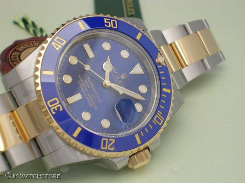 ROLEX SUBMARINER 116613LB 2014 DSCN2242_a54d54.JPG