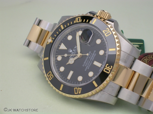 ROLEX SUBMARINER 116613LN 2014 DSCN2246_d7b715.JPG