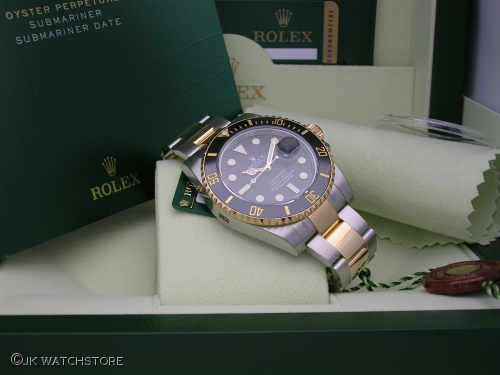 ROLEX SUBMARINER 116613LN 2014 DSCN2255_20daf3.JPG