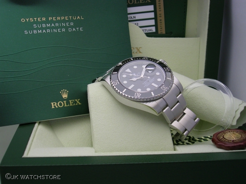 ROLEX SUBMARINER 116610LN 2013 DSCN2328_8f268d.JPG