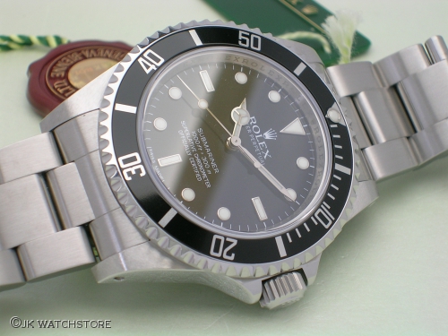 ROLEX SUBMARINER 14060M 2011 DSCN2359_554a78.JPG