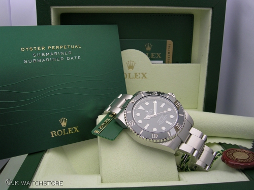 ROLEX SUBMARINER 114060 2014 DSCN2471_359f6f.JPG