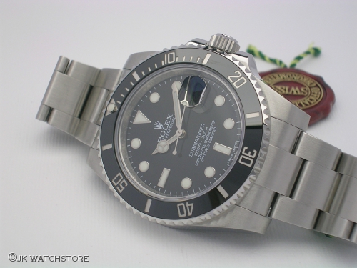 ROLEX SUBMARINER 116610LN 2011 DSCN3105_b1d5bd.JPG