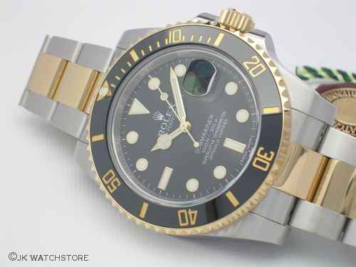 ROLEX SUBMARINER 116613LN 2013 DSCN3399_b22258.JPG