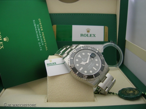 ROLEX SUBMARINER DATE 116610LN 40MM 2020 NOS DSCN4052_f704f1.JPG