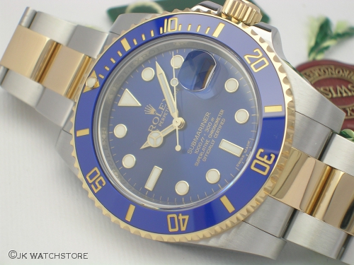 ROLEX SUBMARINER 116613LB 2013 DSCN4296_9dd72e.JPG