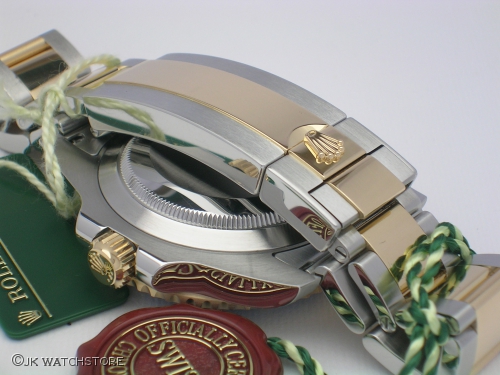 ROLEX SUBMARINER 116613LB 2013 DSCN4301_c13ecc.JPG