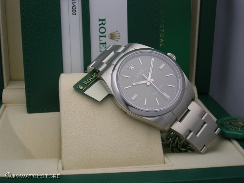 ROLEX OYSTER PERPETUAL 114300 2015 DSCN4543_a9c92a.JPG