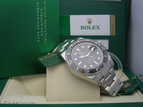 ROLEX SUBMARINER 116610LN 2015 DSCN4597_b9b3de.JPG