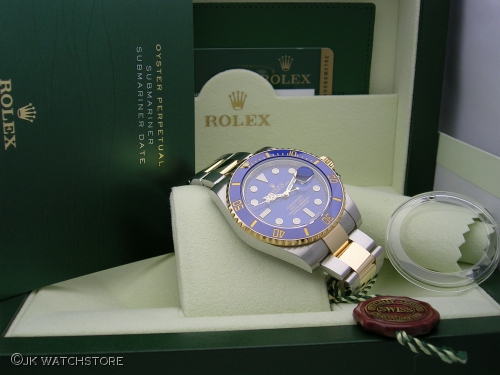 ROLEX SUBMARINER 116613LB 2013 DSCN5237_7400f7.JPG